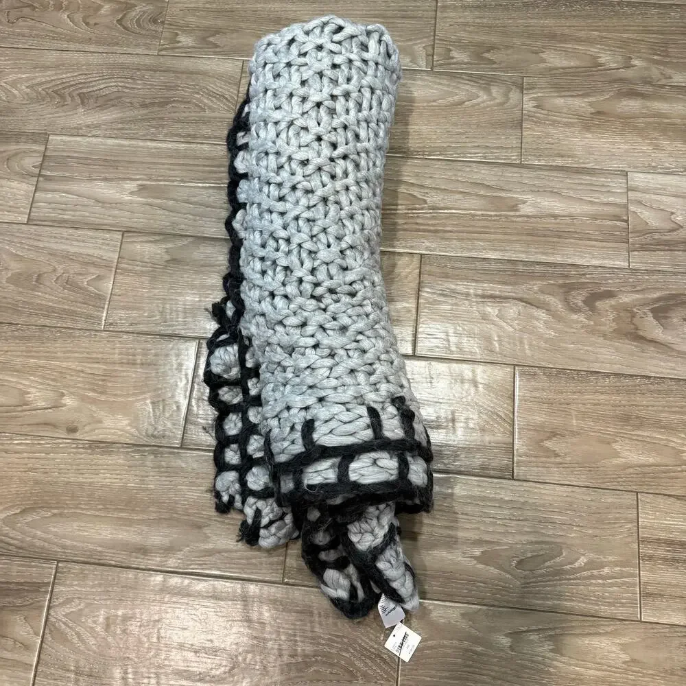 Anthropologie Gray Penny Chunky Knit Throw Blanket NWT